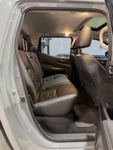 NISSAN FRONTIER PRO4X - Imagem 9