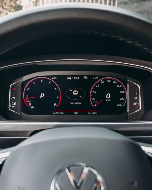 VOLKSWAGEN TIGUAN R-LINE - Imagem 4