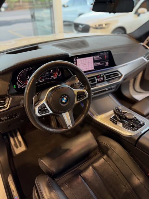 BMW X5 M SPORT - Imagem 8