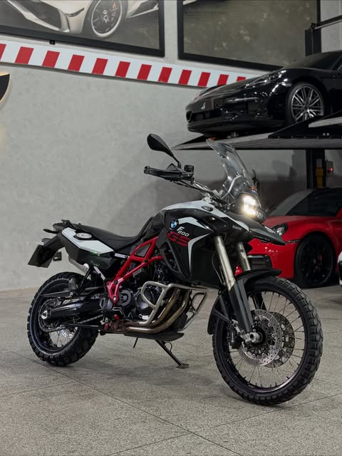 BMW F 800 GS - Imagem 1