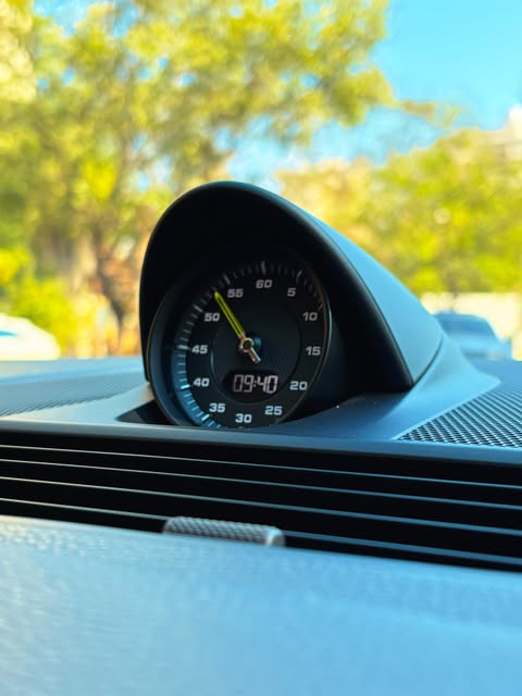 PORSCHE PANAMERA 4 E-HYBRID - Imagem 18