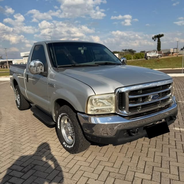FORD F-250 XLT-L - Imagem 3