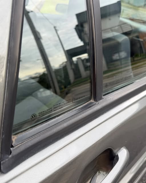 VOLKSWAGEN SANTANA - Imagem 8