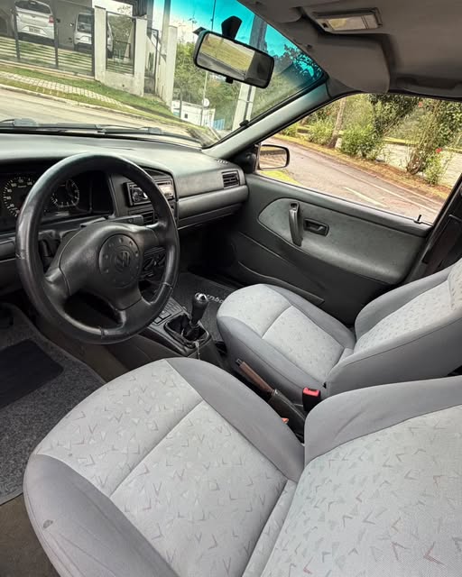 VOLKSWAGEN SANTANA - Imagem 9