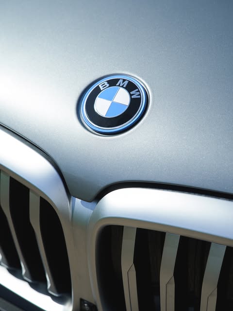 BMW X5 XDRIVE50E M SPORT - Imagem 4