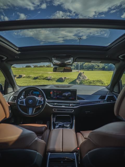 BMW X5 XDRIVE50E M SPORT - Imagem 7