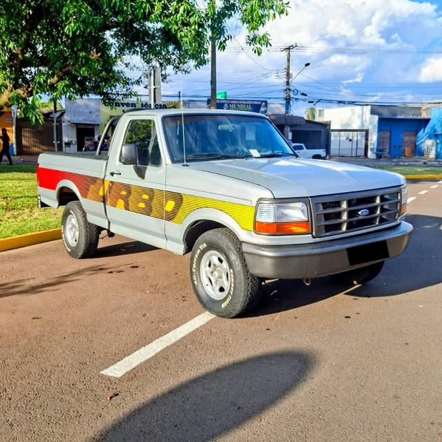 FORD F-1000 XL - Imagem 4