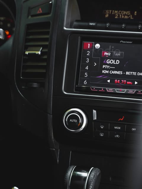 MITSUBISHI PAJERO FULL HPE 3.2 - Imagem 11