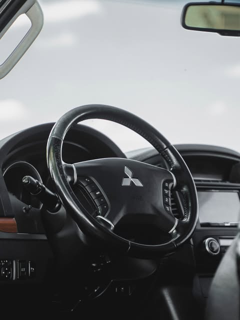 MITSUBISHI PAJERO FULL HPE 3.2 - Imagem 7
