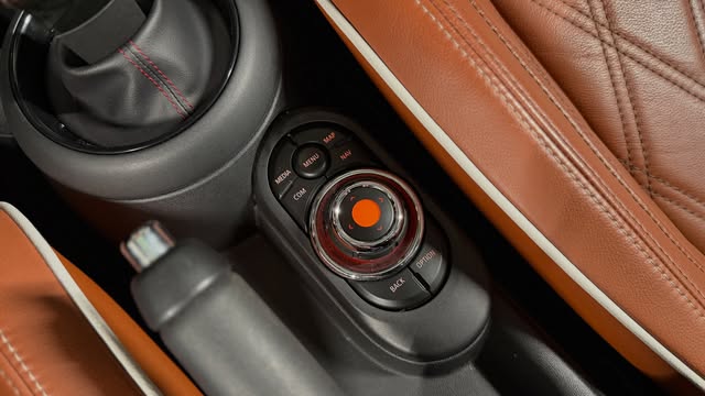 MINI COOPER S - Imagem 13