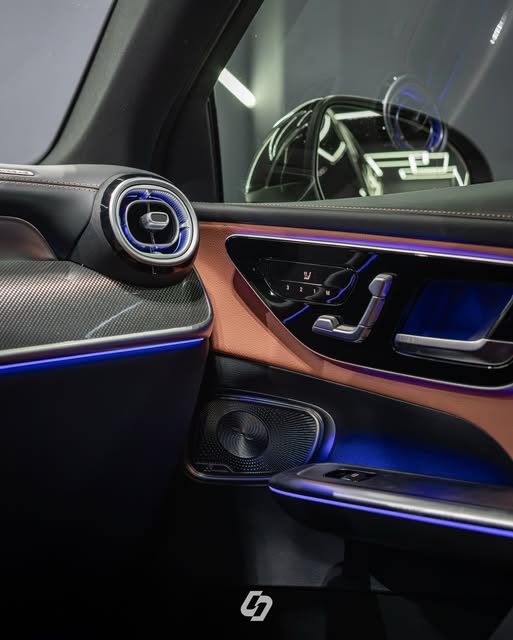 MERCEDES-BENZ GLC 300 4MATIC - Imagem 15