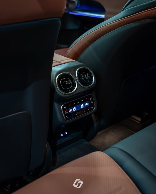 MERCEDES-BENZ GLC 300 4MATIC - Imagem 17