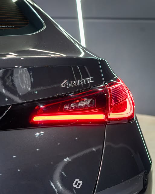 MERCEDES-BENZ GLC 300 4MATIC - Imagem 18