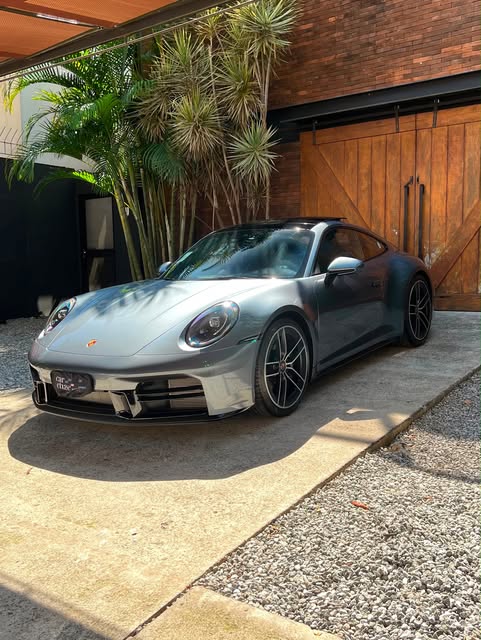PORSCHE 911 CARRERA T - Imagem 1