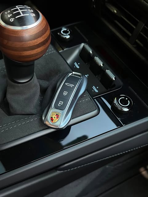 PORSCHE 911 CARRERA T - Imagem 15
