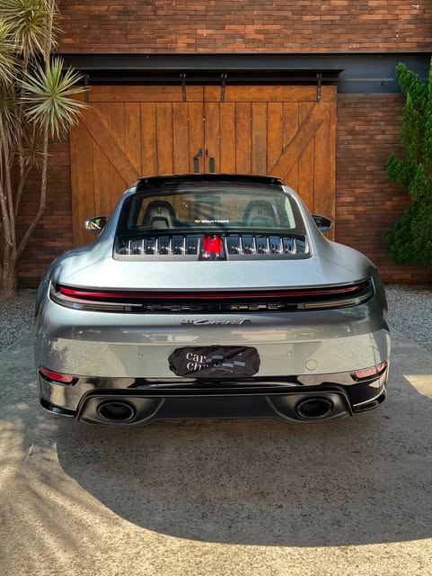 PORSCHE 911 CARRERA T - Imagem 3