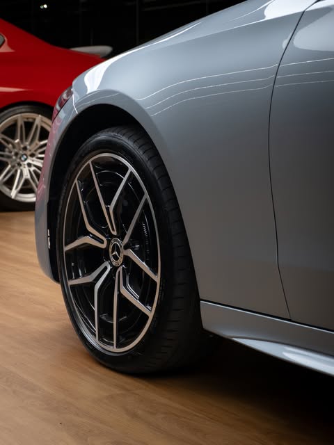 MERCEDES-BENZ C 300 AMG LINE - Imagem 8