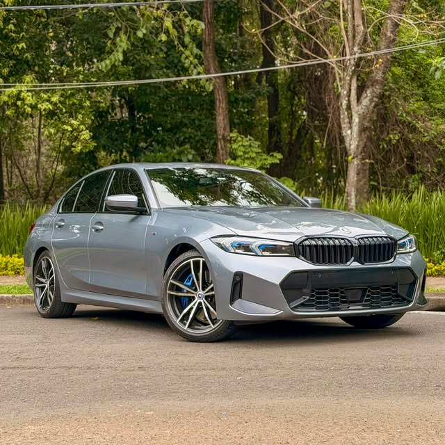 BMW 320I M SPORT - Imagem 2