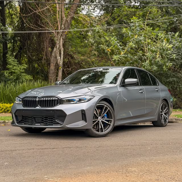 BMW 320I M SPORT - Imagem 3