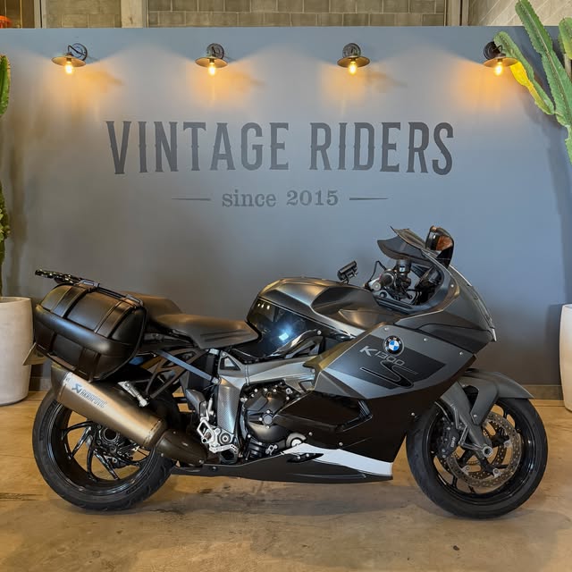 BMW K 1300 S - Imagem 1