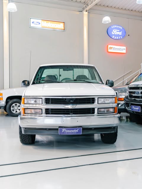 CHEVROLET SILVERADO - Imagem 8