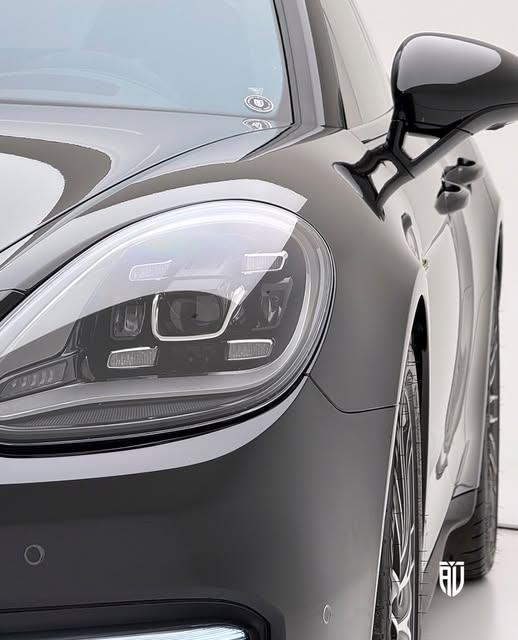 PORSCHE PANAMERA 4S E-HYBRID - Imagem 6