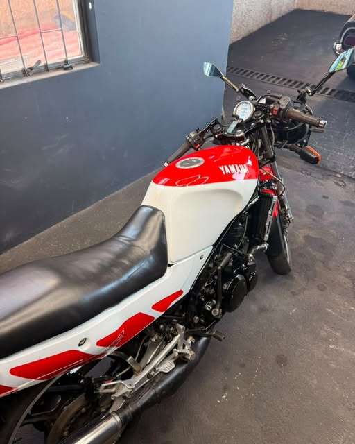 YAMAHA RD 350 LC - Imagem 4
