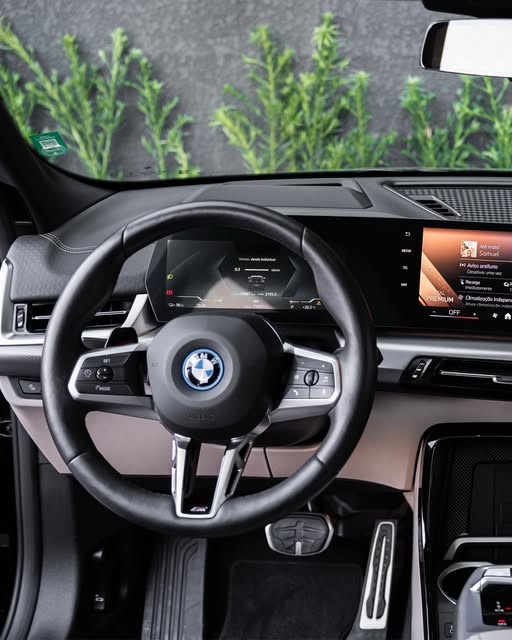 BMW IX2 XDRIVE M SPORT - Imagem 5