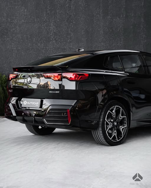 BMW IX2 XDRIVE M SPORT - Imagem 10