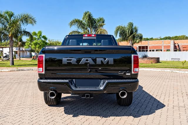 RAM CLASSIC LARAMIE - Imagem 6