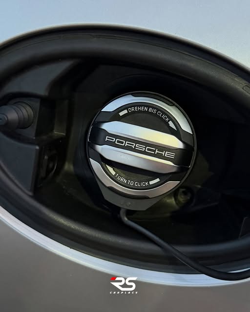 PORSCHE 718 CAYMAN TURBO - Imagem 9