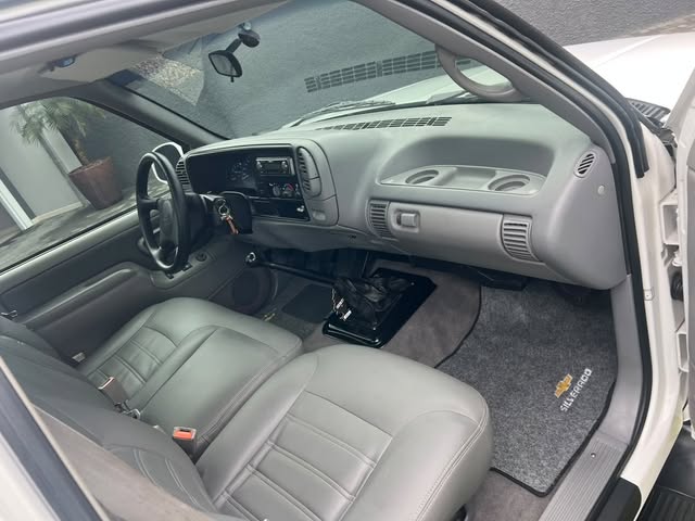 CHEVROLET SILVERADO - Imagem 12