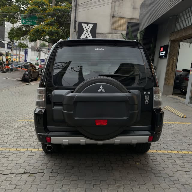 MITSUBISHI PAJERO HPE - Imagem 6