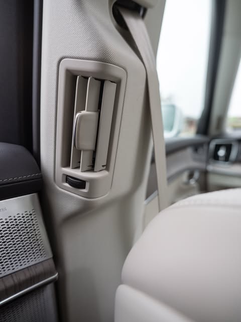 VOLVO XC90 T8 RECHARGE ULTRA - Imagem 19