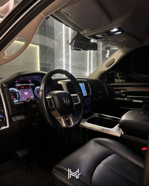 RAM 1500 V8 HEMI - Imagem 3