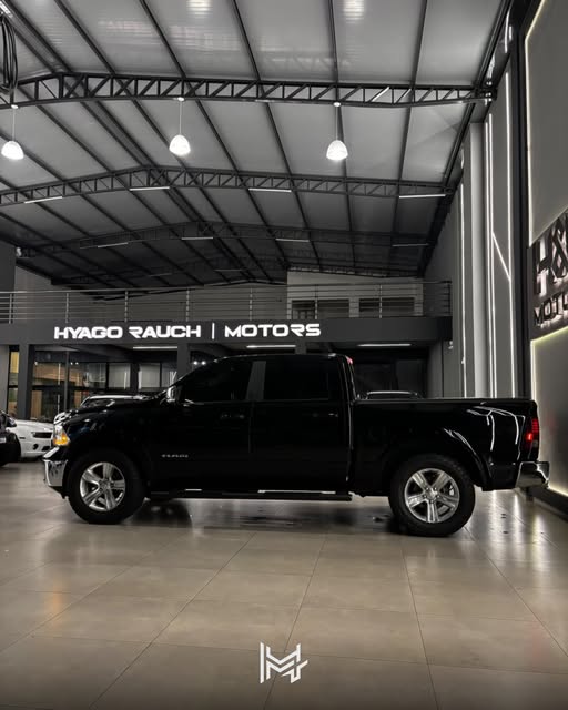 RAM 1500 V8 HEMI - Imagem 8