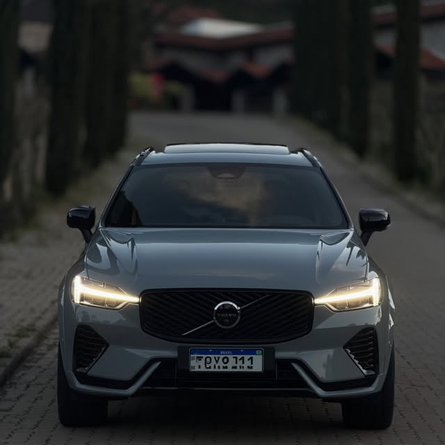 VOLVO XC60 T8 POLESTAR ENGINEERED - Imagem 16