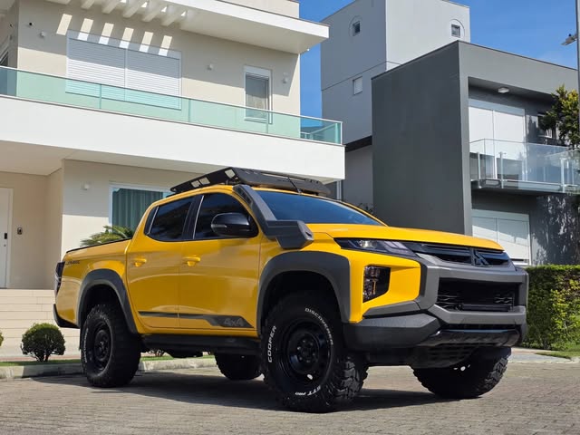 MITSUBISHI L200 SPORT SAVANA - Imagem 2