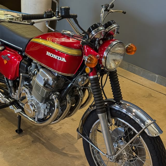 HONDA CB 750 FOUR K1 - Imagem 11