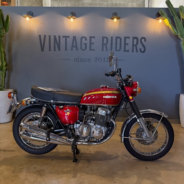 HONDA CB 750 FOUR K1 - Imagem 16