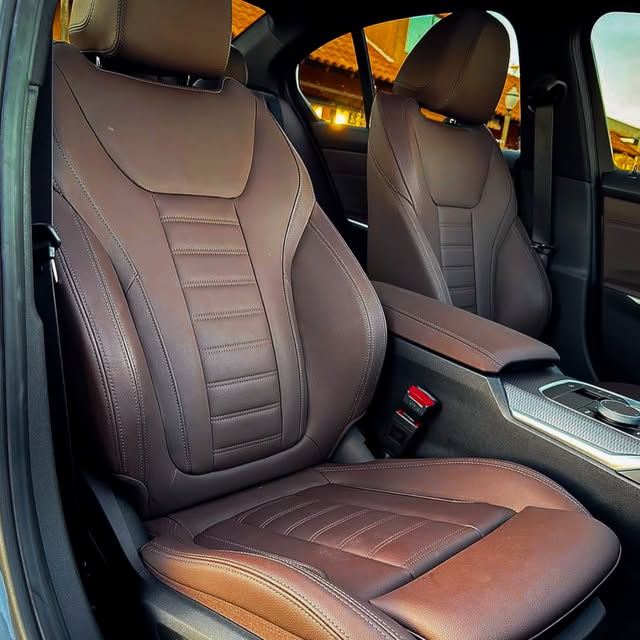 BMW 320I M SPORT - Imagem 4