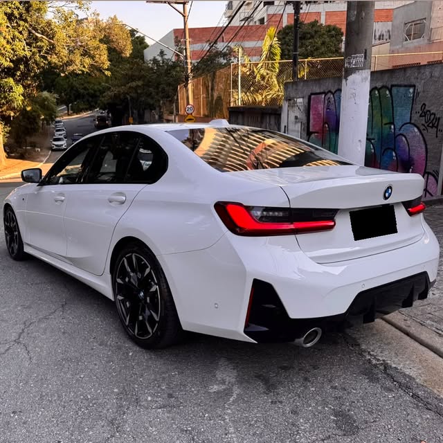 BMW 320I M SPORT - Imagem 7