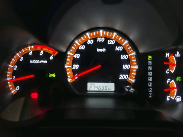 TOYOTA HILUX SRV - Imagem 7