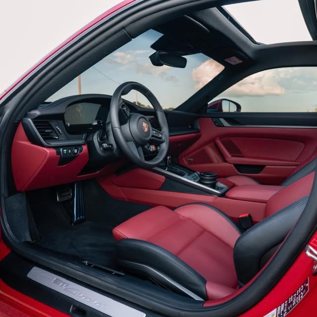 PORSCHE 911 CARRERA 3.0 6CIL (992.2) - Imagem 2