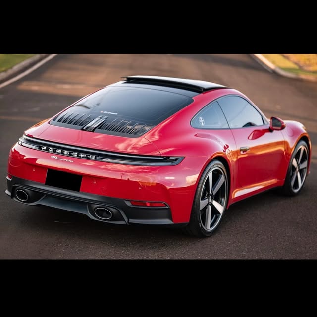 PORSCHE 911 CARRERA 3.0 6CIL (992.2) - Imagem 3