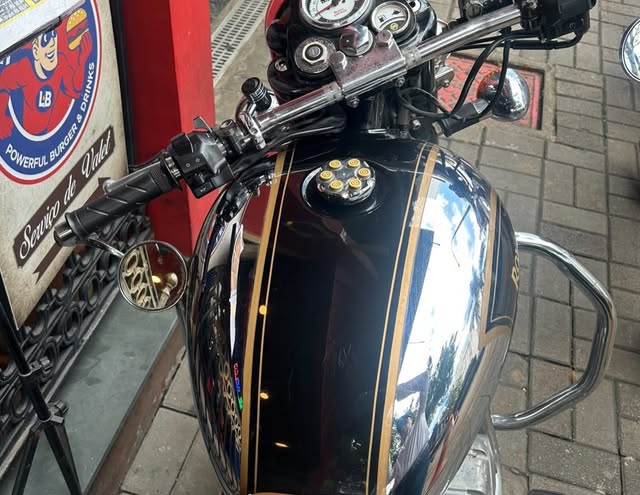 ROYAL ENFIELD CLASSIC CHROME 500 - Imagem 5