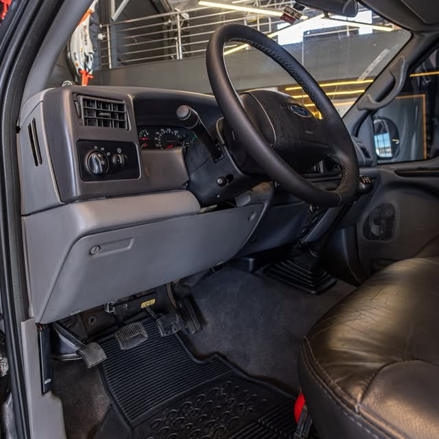 FORD F-250 XLT-L - Imagem 6