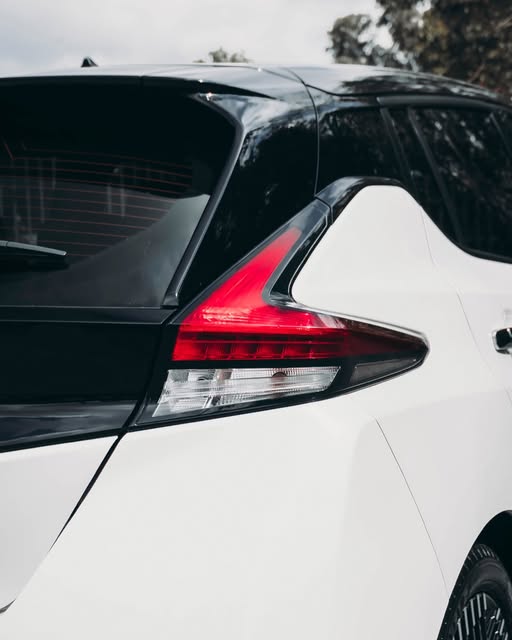 NISSAN LEAF TEKNA - Imagem 10