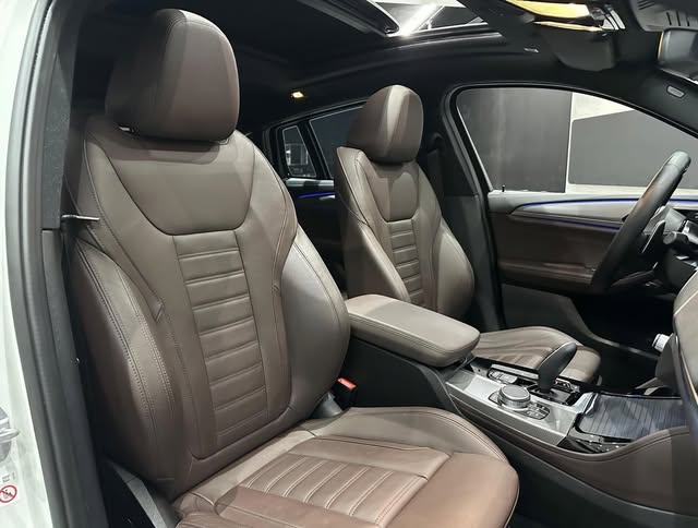 BMW X4 M SPORT - Imagem 9