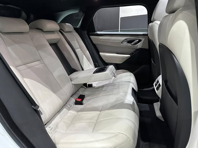 LAND ROVER RANGE ROVER VELAR R-DYNAMIC HSE - Imagem 8